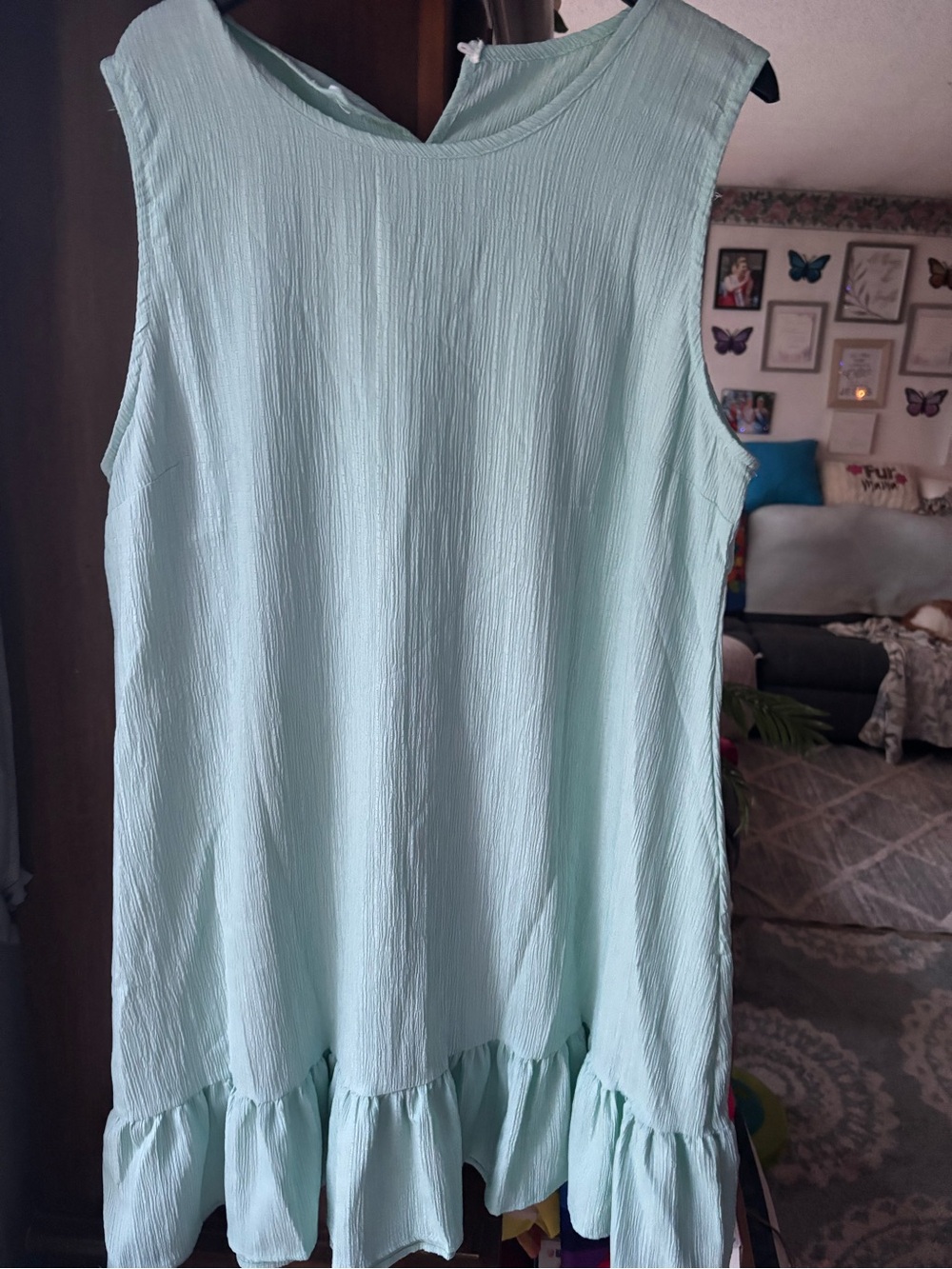 Sleeveless Ruffled Hem dress in Light Mint